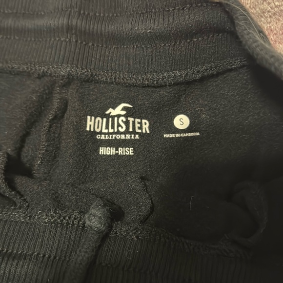 Hollister high-rise size small sweatpants - Picture 2 of 4